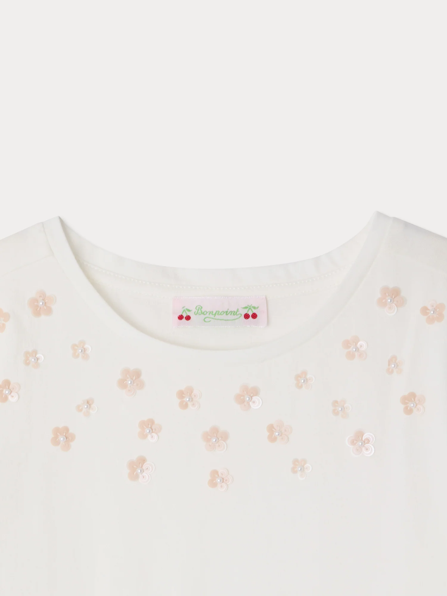 Alcala t-shirt with hand-embroidered flowers in organic cotton - Image 3