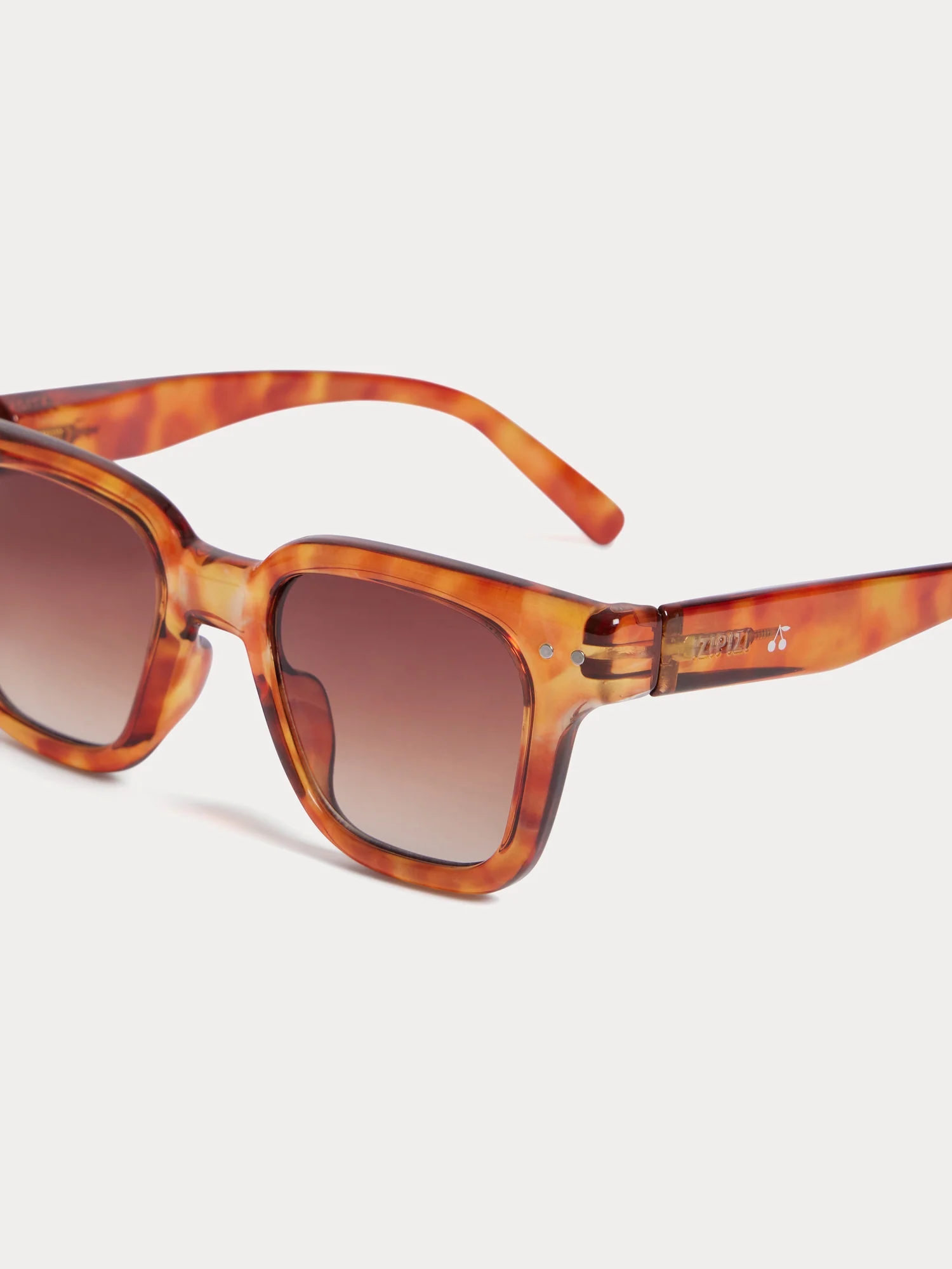 Bonpoint x Izipizi sunglasses 5–7 years tortoiseshell - Image 3