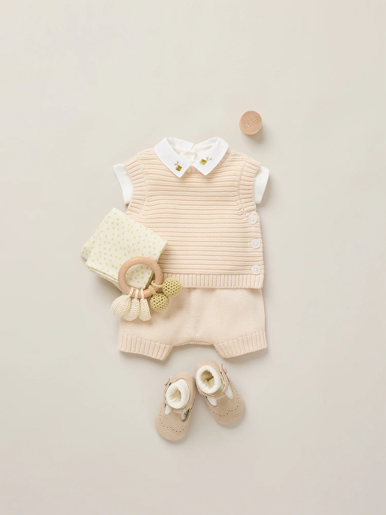 Juillet bodysuit with hand-embroidered kites in organic cotton - Image 2