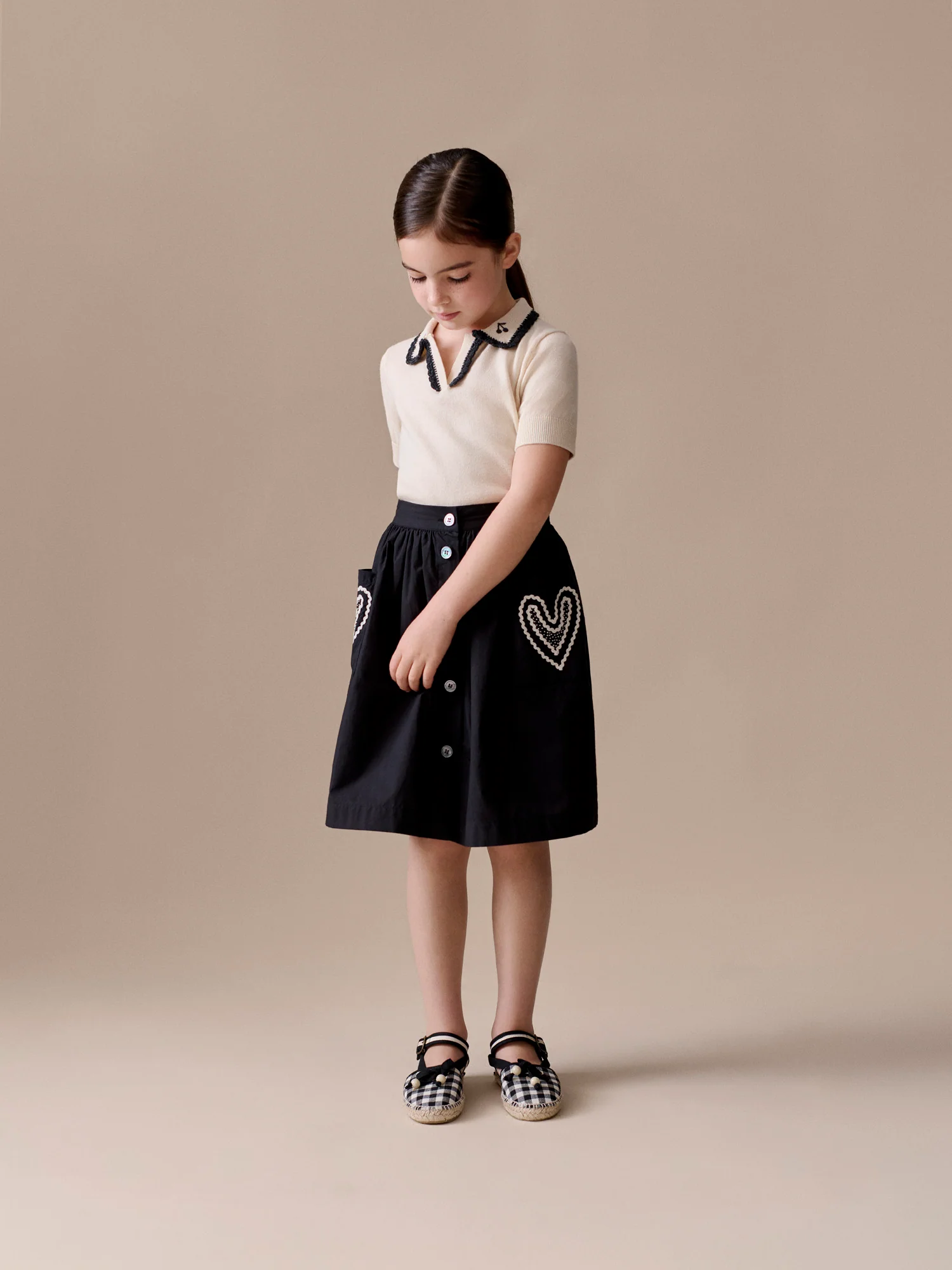 Lisette sweater with hand-embroidered collar - Image 5