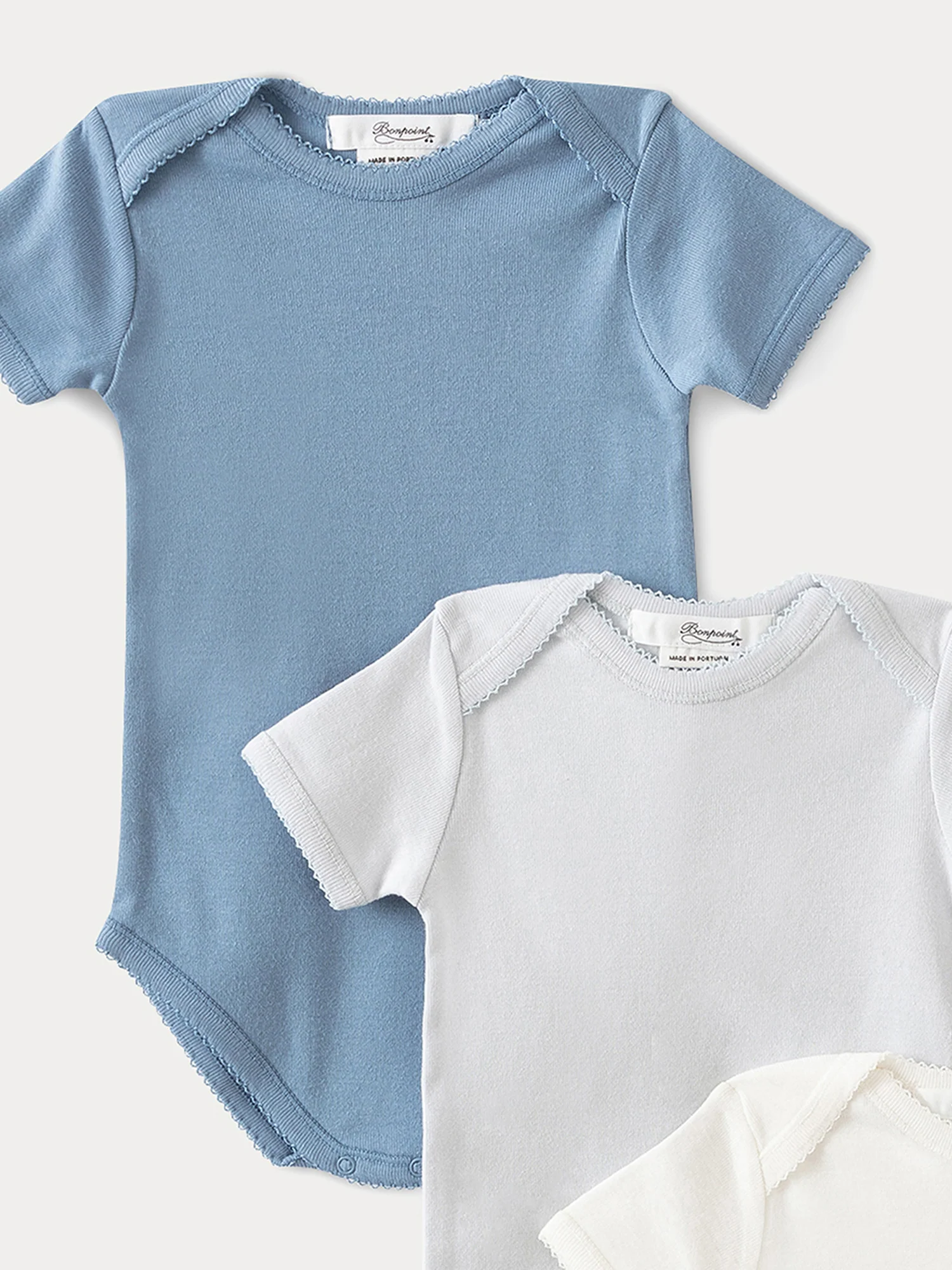 Set of 3 organic cotton short-sleeved bodysuits in blue - Image 3