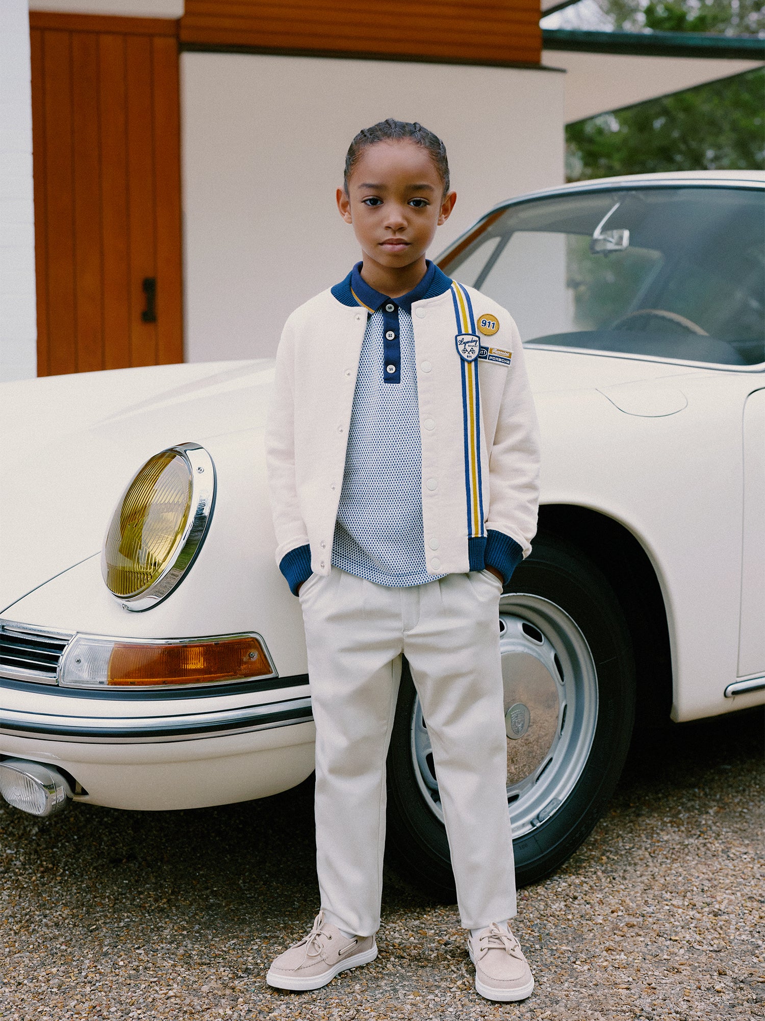 Stephen pleated chino trousers in organic cotton - Image 4